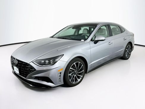 Used 2023 Hyundai Sonata Limited FWD image 3