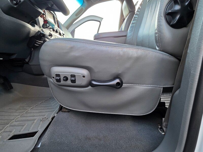 Used 2007 Dodge Ram 2500 Truck Laramie AWD/4WD image 53