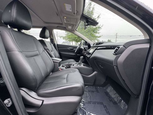 Used 2018 Nissan Rogue Sport SL w/ SL Premium Package AWD/4WD image 9
