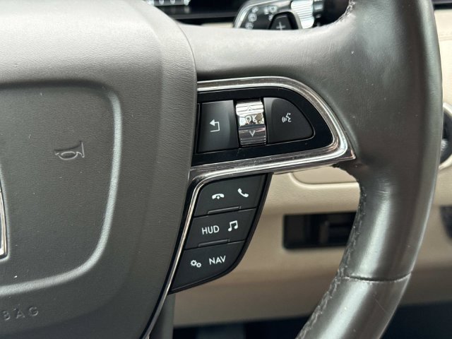 Used 2020 Lincoln Navigator L Reserve w/ Equipment Group 208A Reserve AWD/4WD image 23