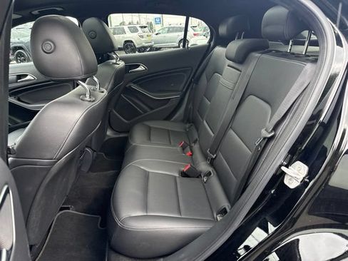 Used 2016 Mercedes-Benz GLA 250 4MATIC image 12