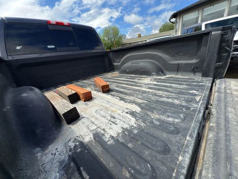 Used 2014 RAM 3500 Laramie w/ Convenience Group image 10