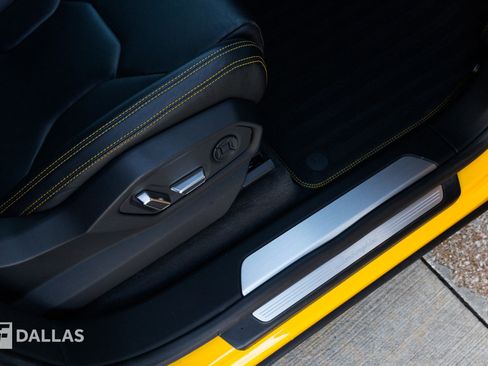 Used 2019 Lamborghini Urus image 35