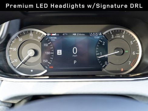 Used 2023 Land Rover Range Rover Evoque R-Dynamic S image 13