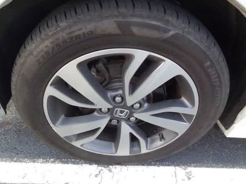 Used 2023 Honda Odyssey Touring image 12
