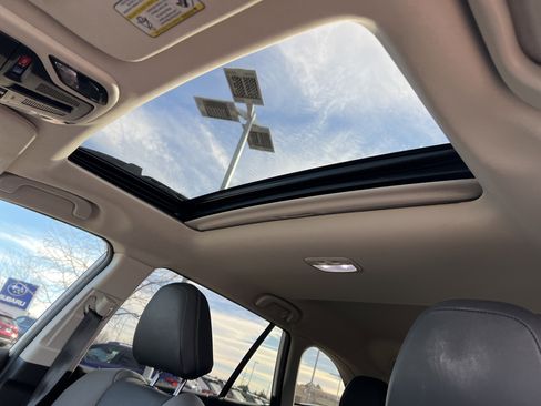 Used 2023 Subaru Outback Onyx Edition image 6