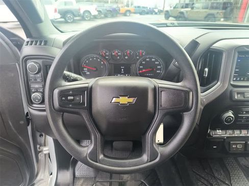 Used 2022 Chevrolet Silverado 1500 Custom image 14