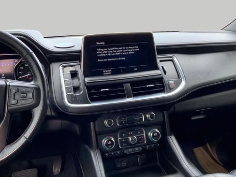 Used 2021 GMC Yukon XL AT4 w/ AT4 Premium Package AWD/4WD image 6