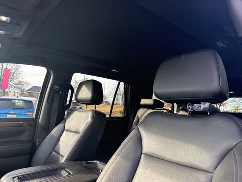 Used 2022 Chevrolet Tahoe LT image 10