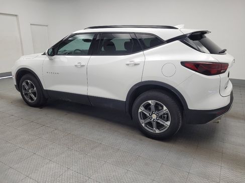Used 2024 Chevrolet Blazer LT w/ Convenience Package FWD image 3