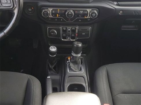 Used 2021 Jeep Wrangler Unlimited Sport image 26