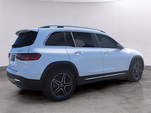 New 2026 Mercedes-Benz GLB 250 4MATIC image 7