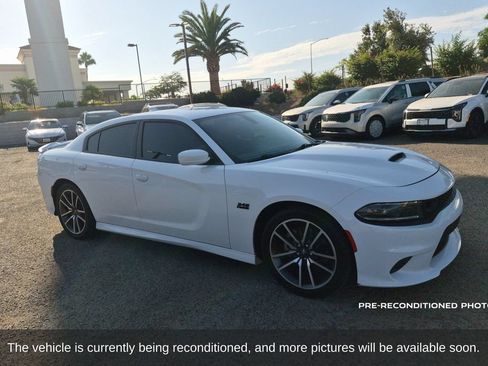 Used 2022 Dodge Charger R/T w/ Plus Group RWD image 3