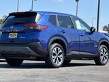 Used 2023 Nissan Rogue SV image 4