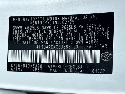 Certified 2025 Toyota Camry SE FWD image 30