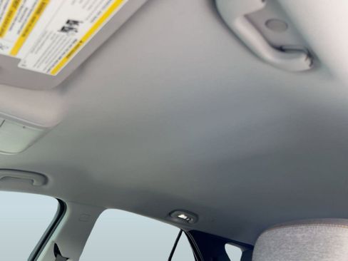 Certified 2023 Chevrolet Equinox LT image 16