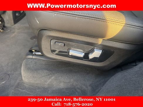 Used 2021 BMW X7 xDrive40i w/ Parking Assistance Package image 31