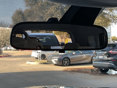 Used 2025 Kia Soul LX w/ LX Technology Package image 28