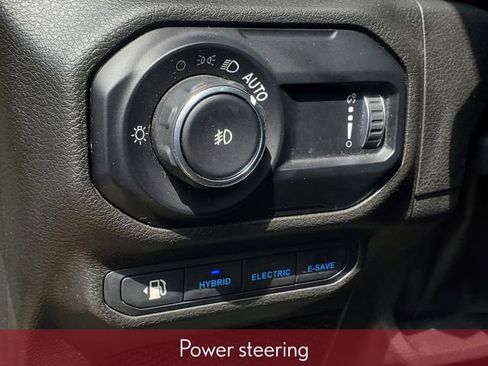 Used 2023 Jeep Wrangler Unlimited Rubicon 4xe w/ Cold Weather Group AWD/4WD image 17