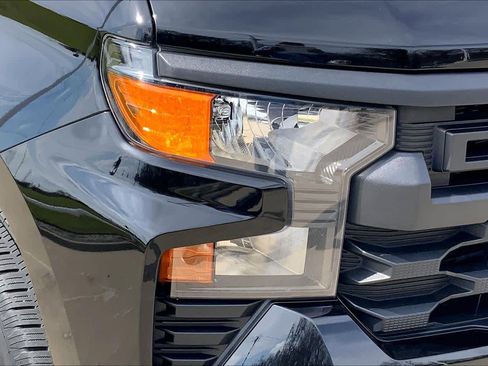 Used 2022 Chevrolet Silverado 1500 Custom image 25