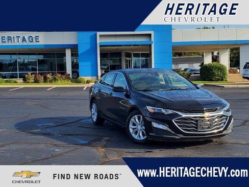 Used 2025 Chevrolet Malibu LT image 1