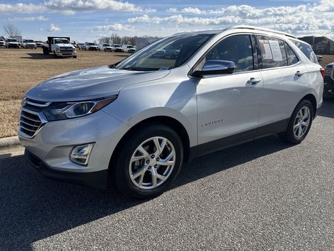 Used 2018 Chevrolet Equinox Premier image 5