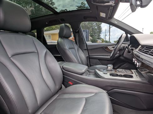 Used 2018 Audi Q7 2.0T Premium AWD/4WD image 46
