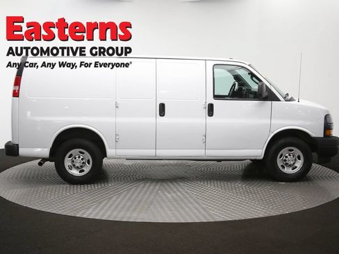 Used 2021 Chevrolet Express 2500 RWD image 39