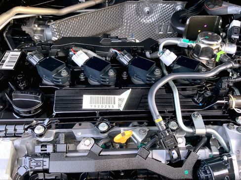 Used 2026 Toyota Corolla Cross XLE FWD image 32