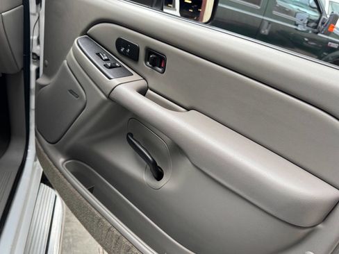 Used 2005 Chevrolet Silverado 3500 LT w/ Heavy-Duty Power Package image 36