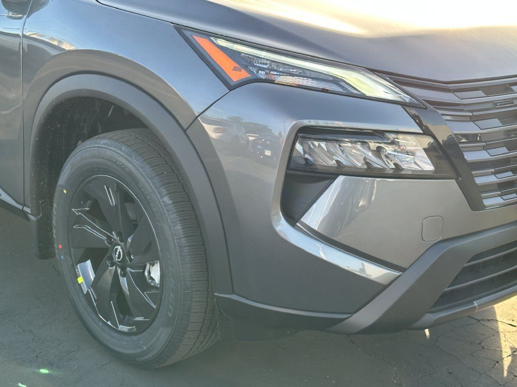 New 2026 Nissan Rogue SV FWD image 12