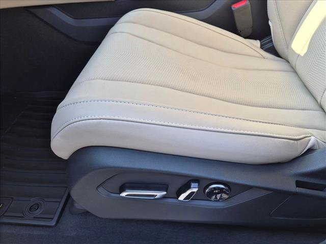 New 2026 Acura MDX w/ Technology Package FWD image 4
