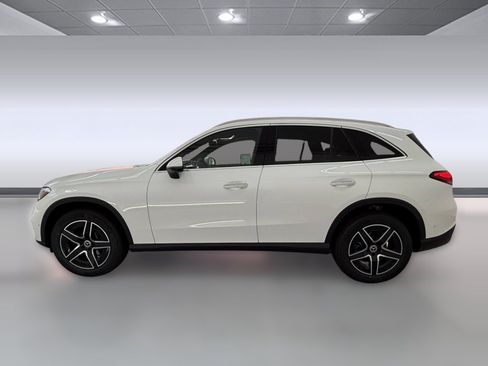 New 2026 Mercedes-Benz GLC 300 image 2