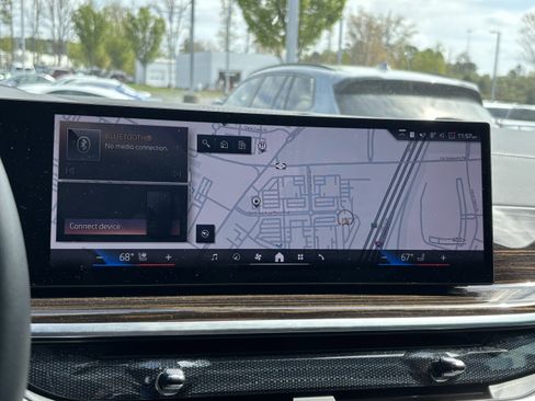 Used 2024 BMW X5 sDrive40i w/ Premium Package image 23