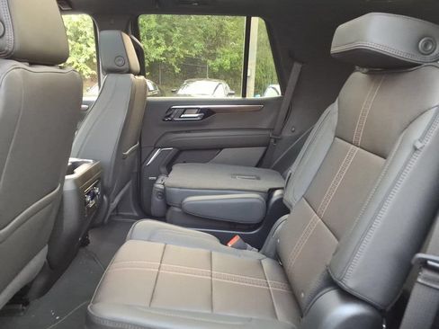 New 2026 Chevrolet Tahoe High Country AWD/4WD image 17