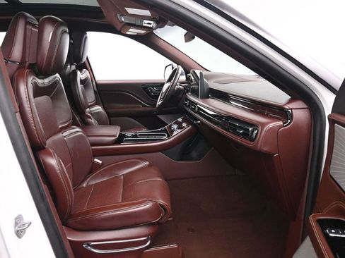 Used 2020 Lincoln Aviator Black Label w/ Dynamic Handling Package AWD/4WD image 28