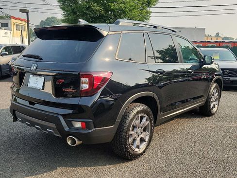 Certified 2024 Honda Passport TrailSport image 6