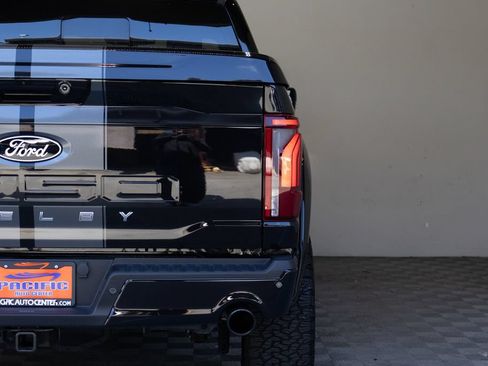 Used 2025 Ford F150 Lariat w/ Equipment Group 502A High AWD/4WD image 14