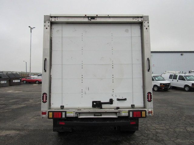 Used 2024 Ford Transit 350 RWD image 4