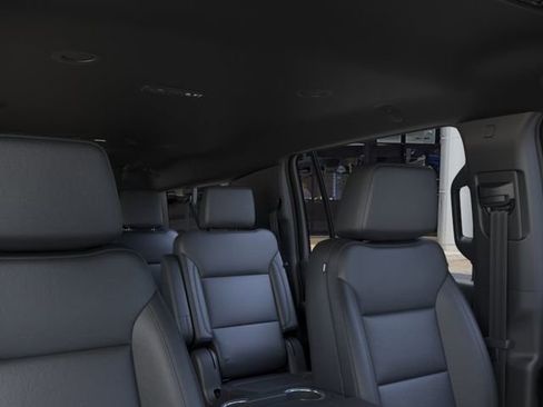 New 2026 Chevrolet Suburban LT w/ Comfort Package RWD image 24