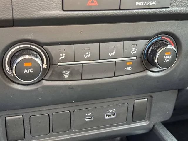 Used 2022 Nissan Frontier SV AWD/4WD image 37