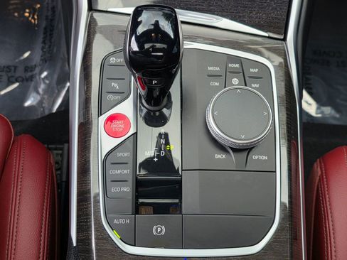 Used 2022 BMW 330i Sedan w/ Premium Package RWD image 16