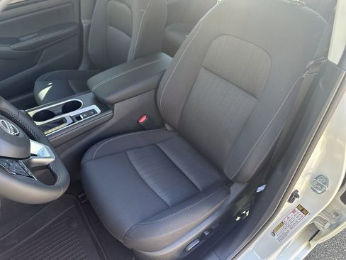 New 2025 Nissan Altima 2.5 SV w/ SV Premium Package image 19