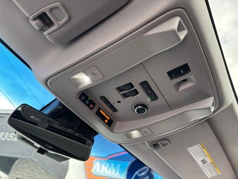 Used 2019 Cadillac Escalade Premium Luxury image 30