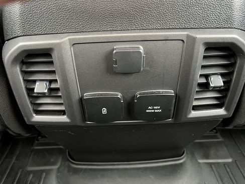 Used 2018 Ford F150 XLT w/ Equipment Group 302A Luxury AWD/4WD image 34