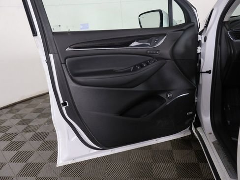 Used 2021 Buick Enclave Avenir image 27