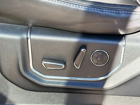 Used 2016 Ford F150 Platinum w/ Technology Package image 22