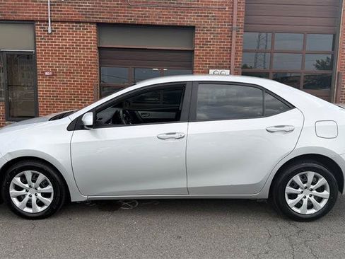 Used 2019 Toyota Corolla LE FWD image 5
