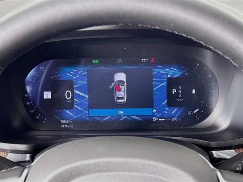 Used 2025 Volvo V60 B5 Cross Country Plus image 14