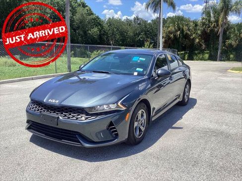 Used 2022 Kia K5 LXS FWD image 1